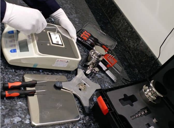 calibration_weighing_scale_balance